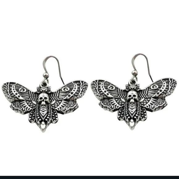 Jewelry - NWT Adorable Boho Goth Silver Death's Head Moth Earrings!